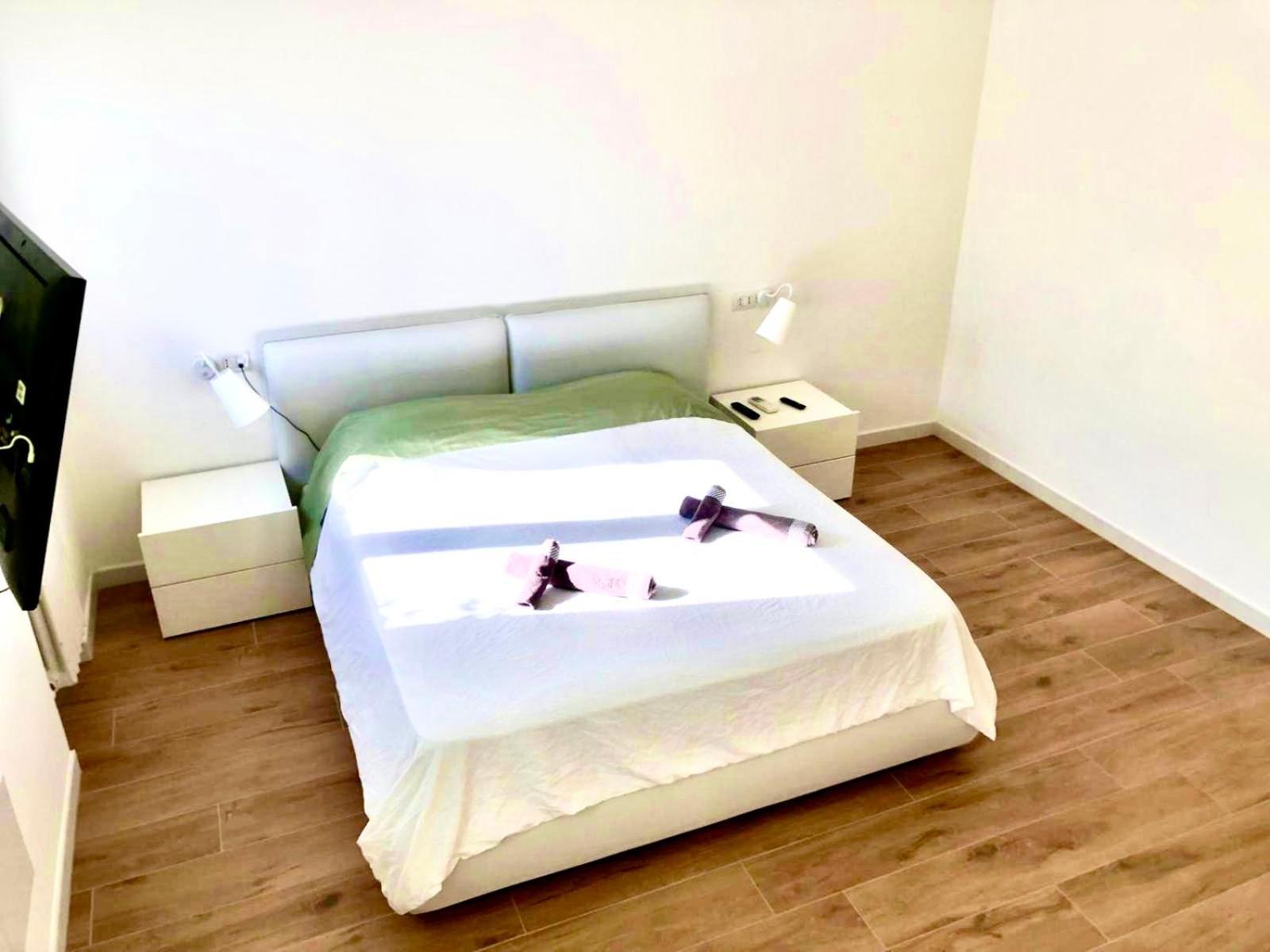 Stanza E Bagno Privato, Idromassaggio Con Extra Fee, In Appartamento Ferrara Exterior photo